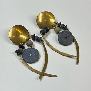 Vintage brassy tone lightweight blue beaded dangle statement earrings